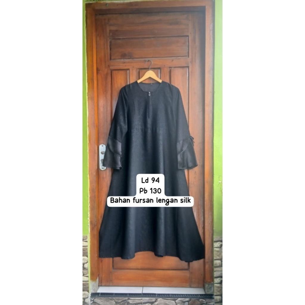 abaya fursan emboss lengan silk
