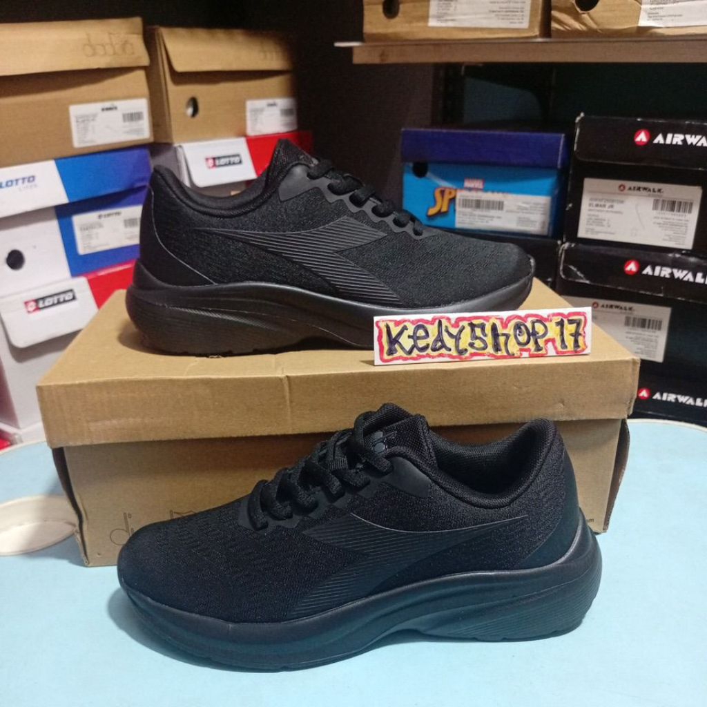 Sepatu Olahraga Diadora Noken Mono Black Original Resmi sport station.