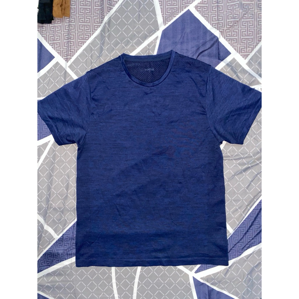 kaos GU dan polo uniqlo