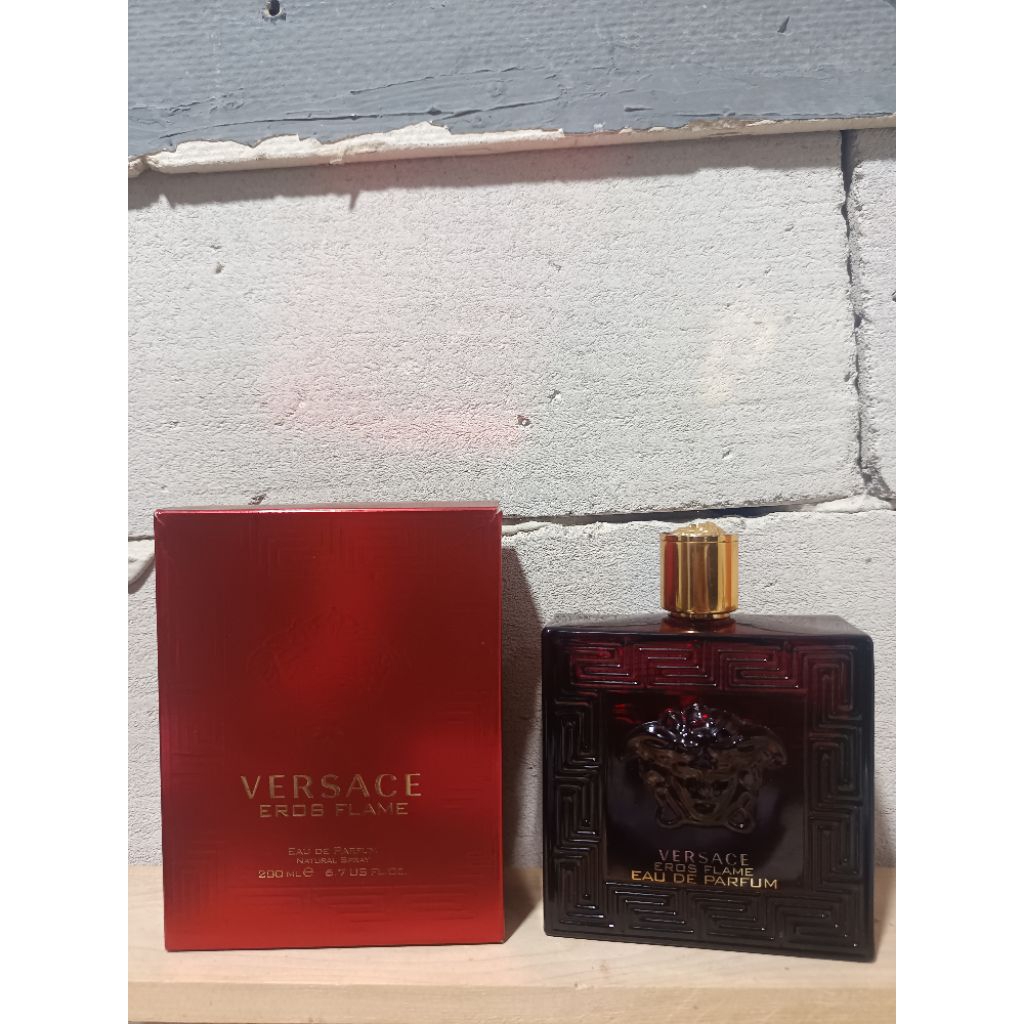 (preloved) versace eros flame juice terlihat