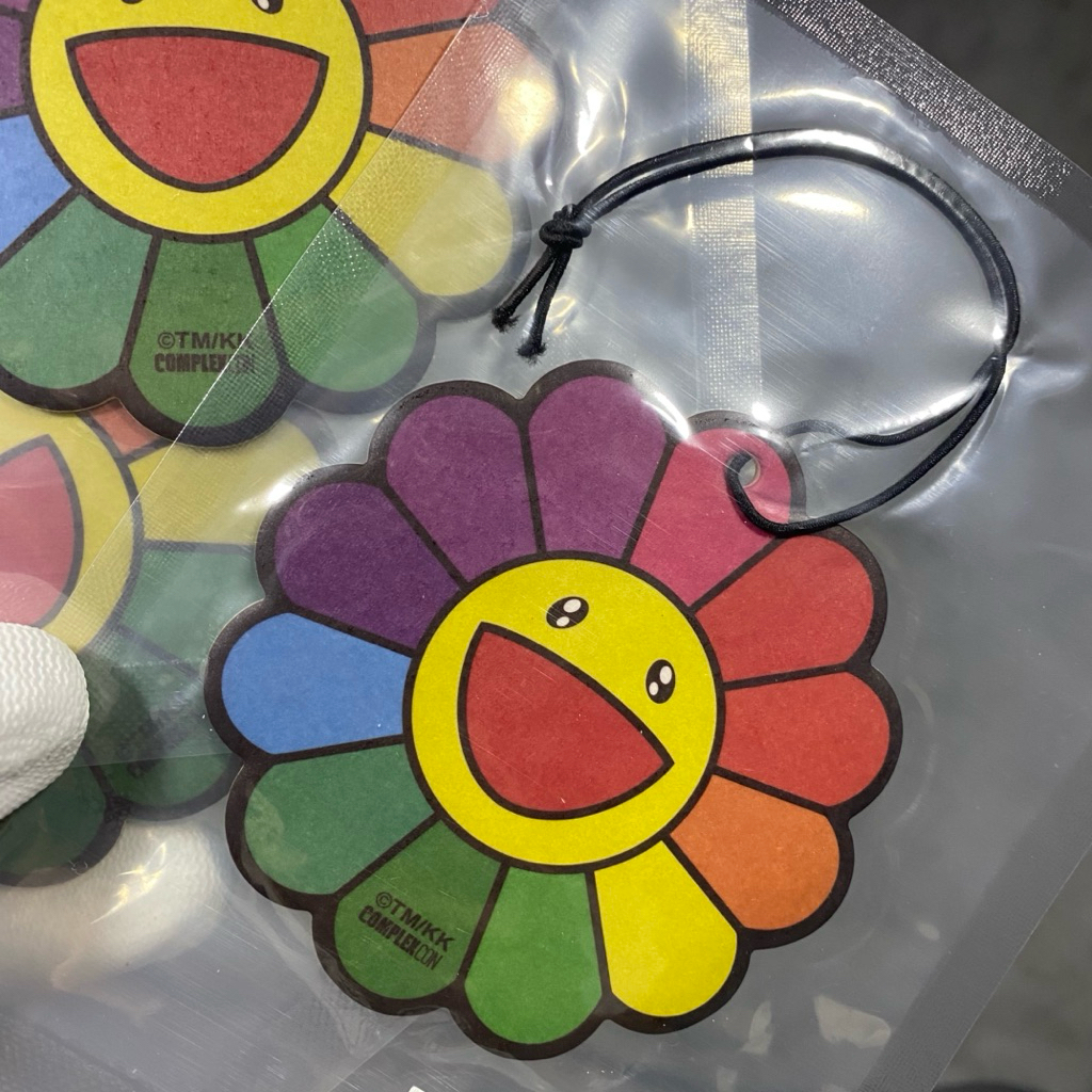 Takashi Murakami x Complex Con Car Air Freshener isi 3 Flower Kaikai Kiki