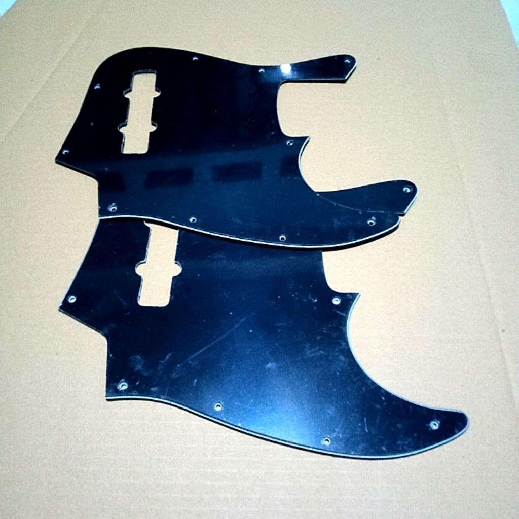 pickguard jazz bass 4 string hitam 3 ply ori