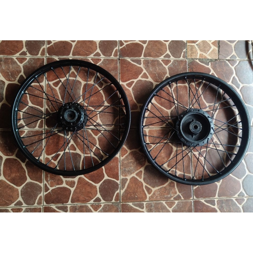 velg Kawasaki kaze r set depan belakang original