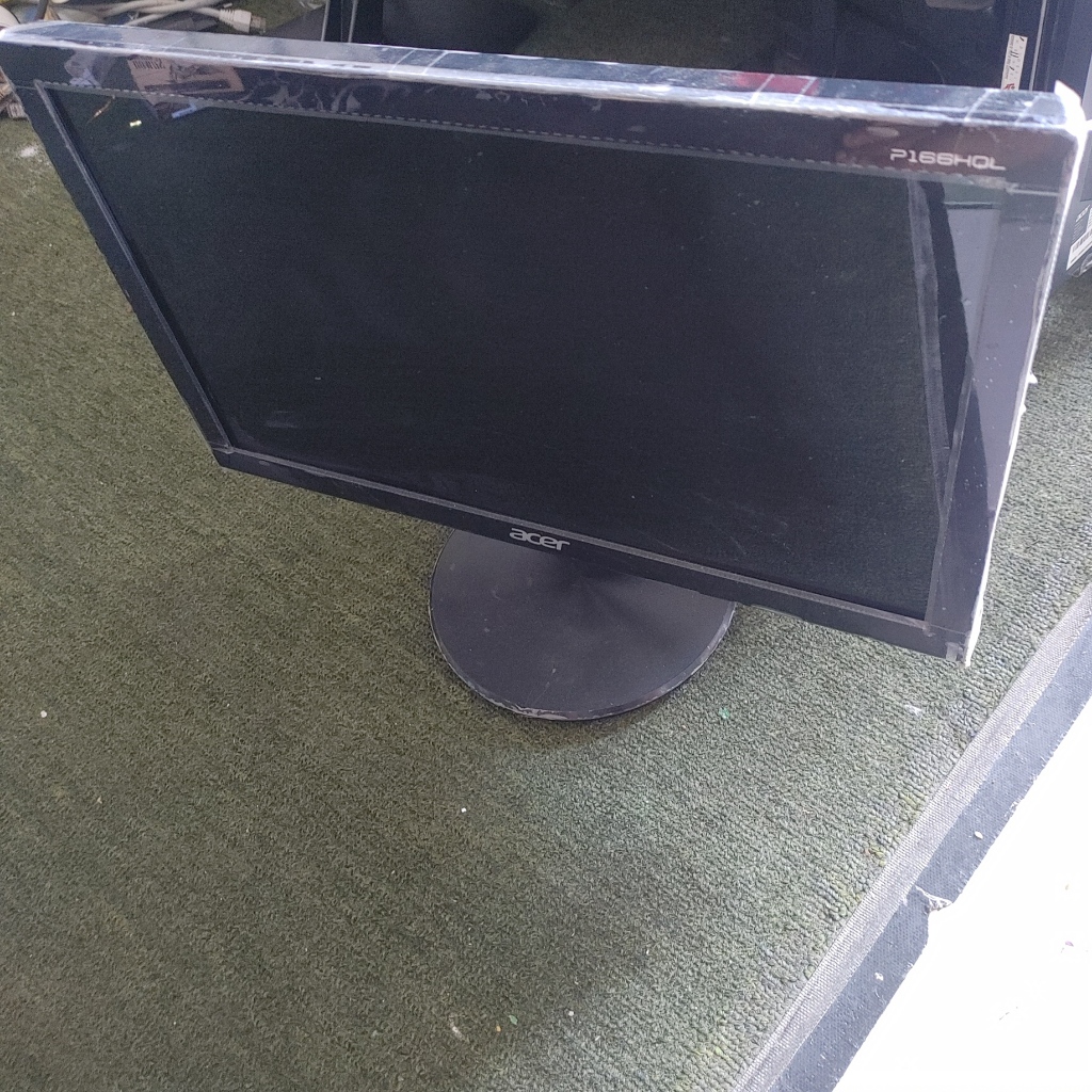 LCD MONITOR 16 INCH ACER