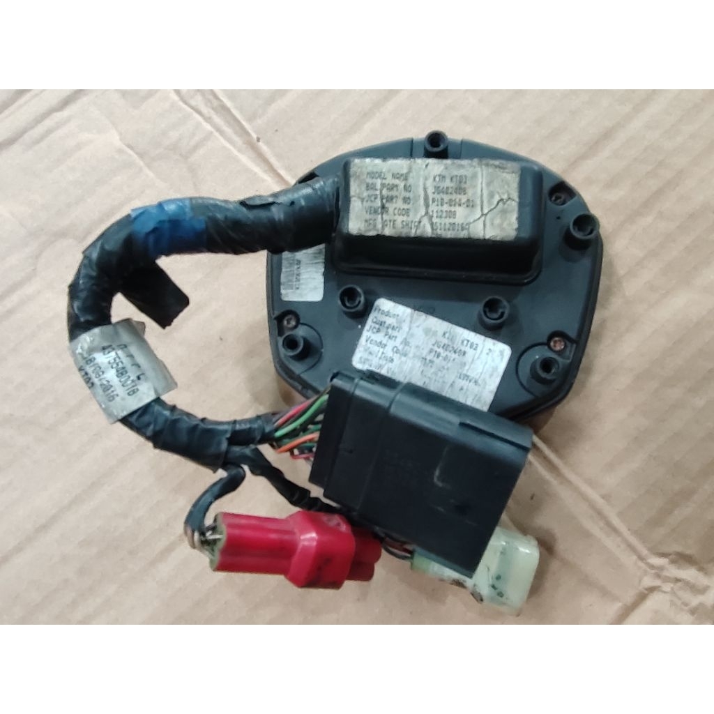 spidometer KTM duke250old