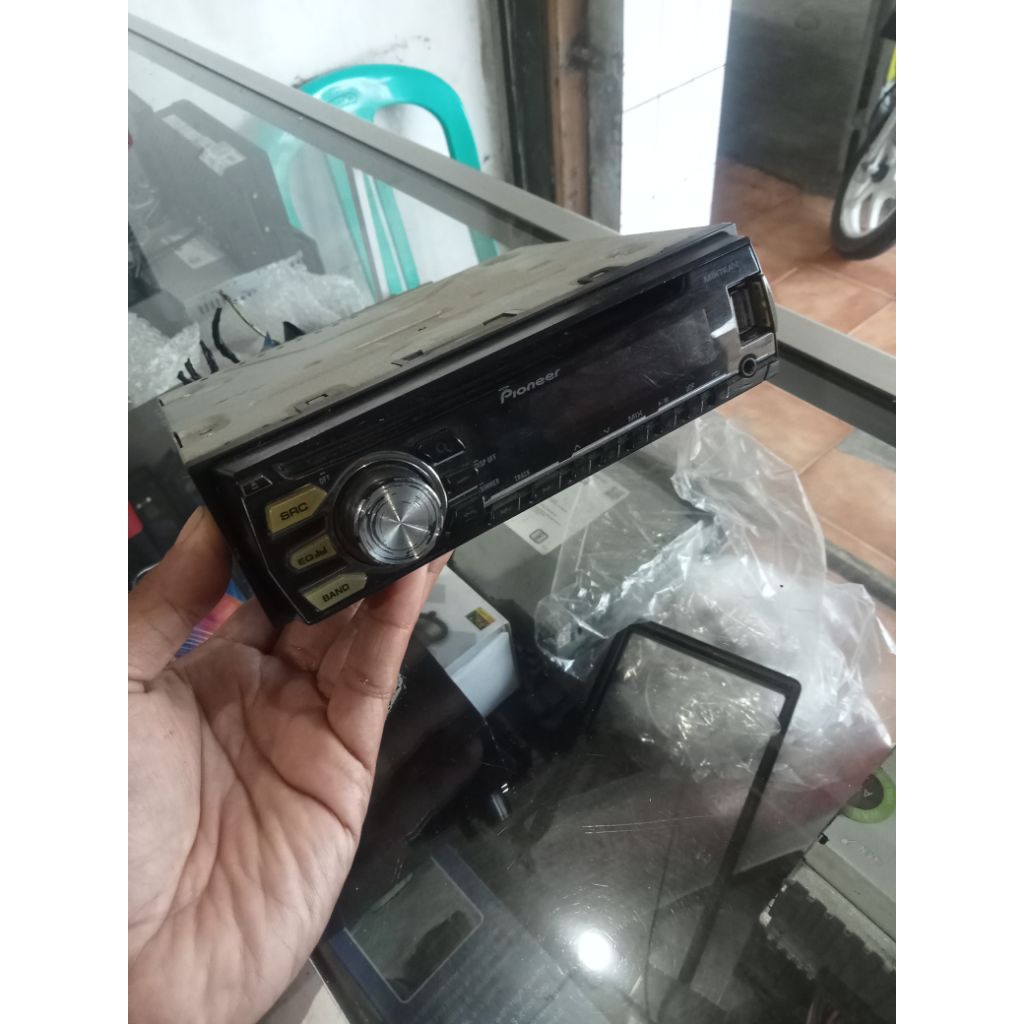 Headunit single Pioneer usb