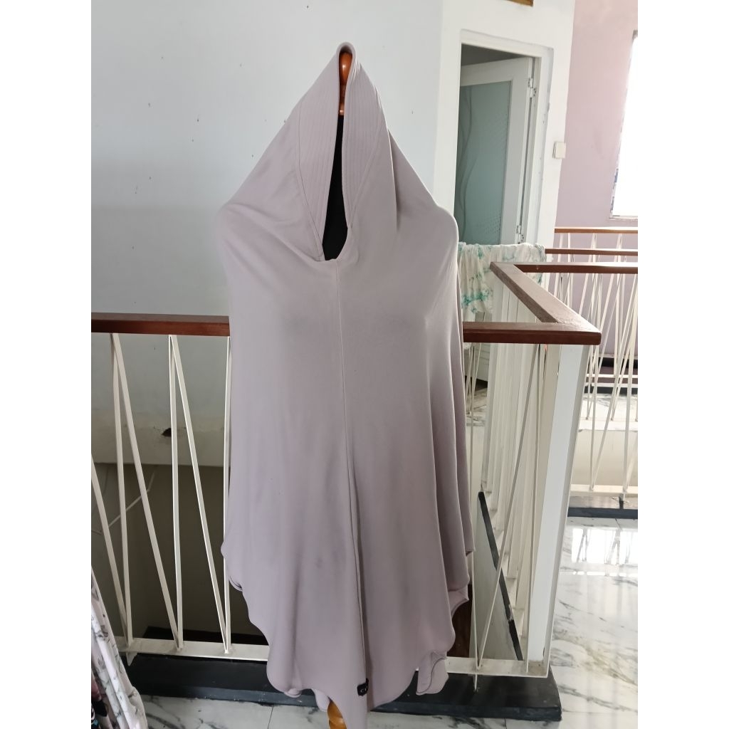 hijab syari jersey by cierra hanya 2-3x pakai