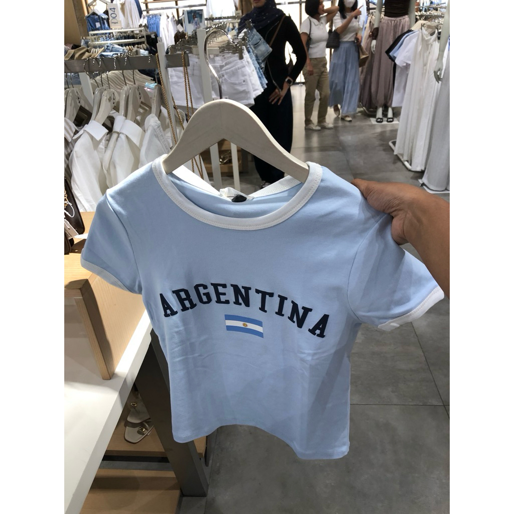 Jastip Stradivarius Tshirt Kaos Women