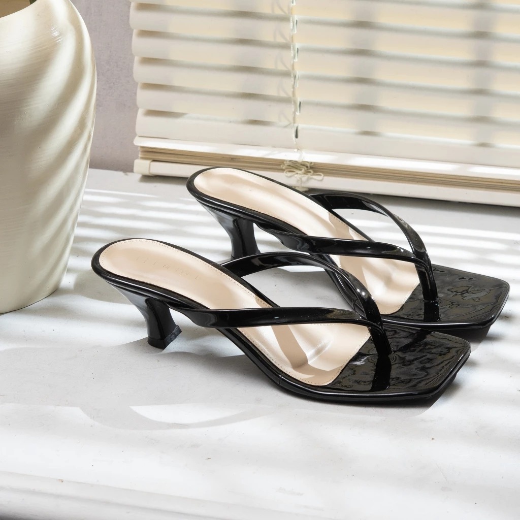 Emilie Sendal Heels Jepit Wanita 5 Cm Sandal Pesta