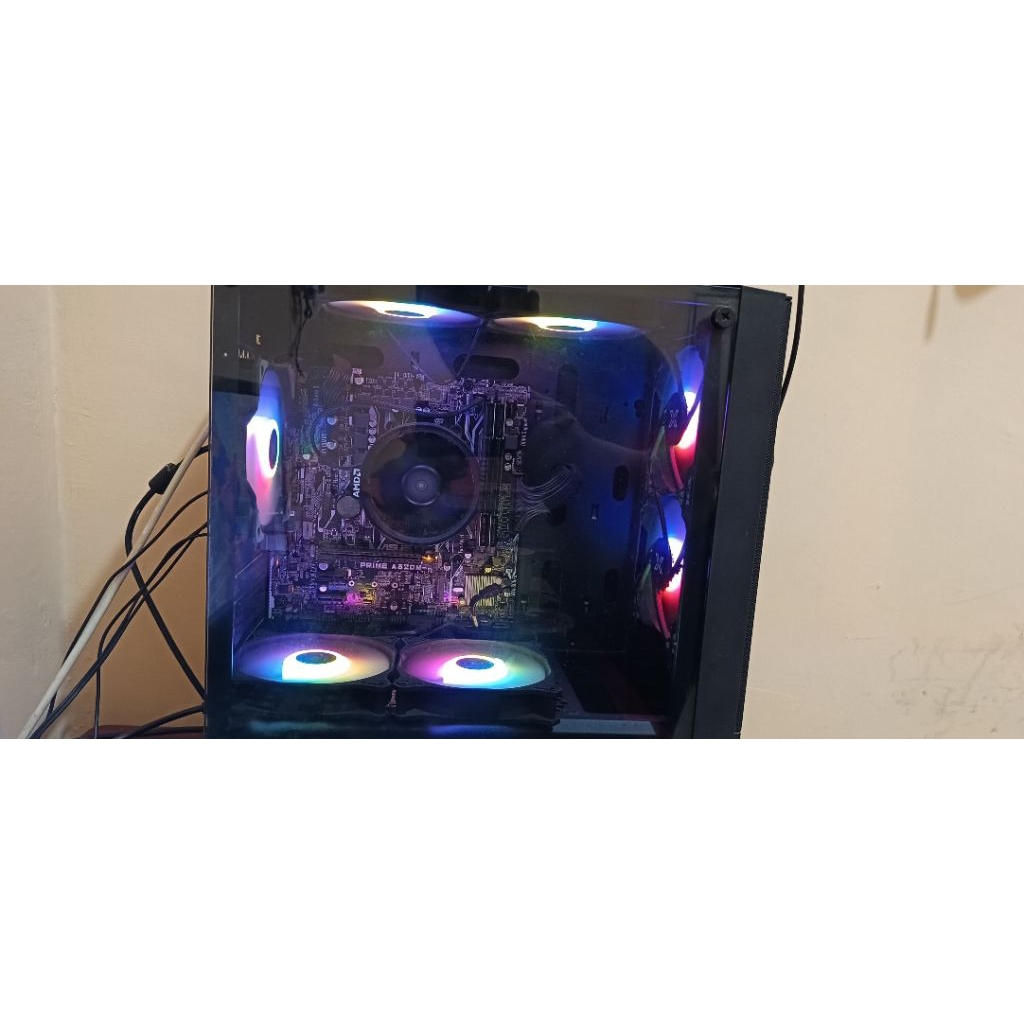 Rakitan PC Gaming / Editing RGB Kaca Fullset + LCD (Instant)