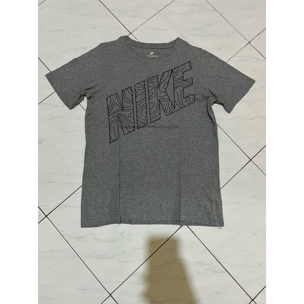 Nike Tee