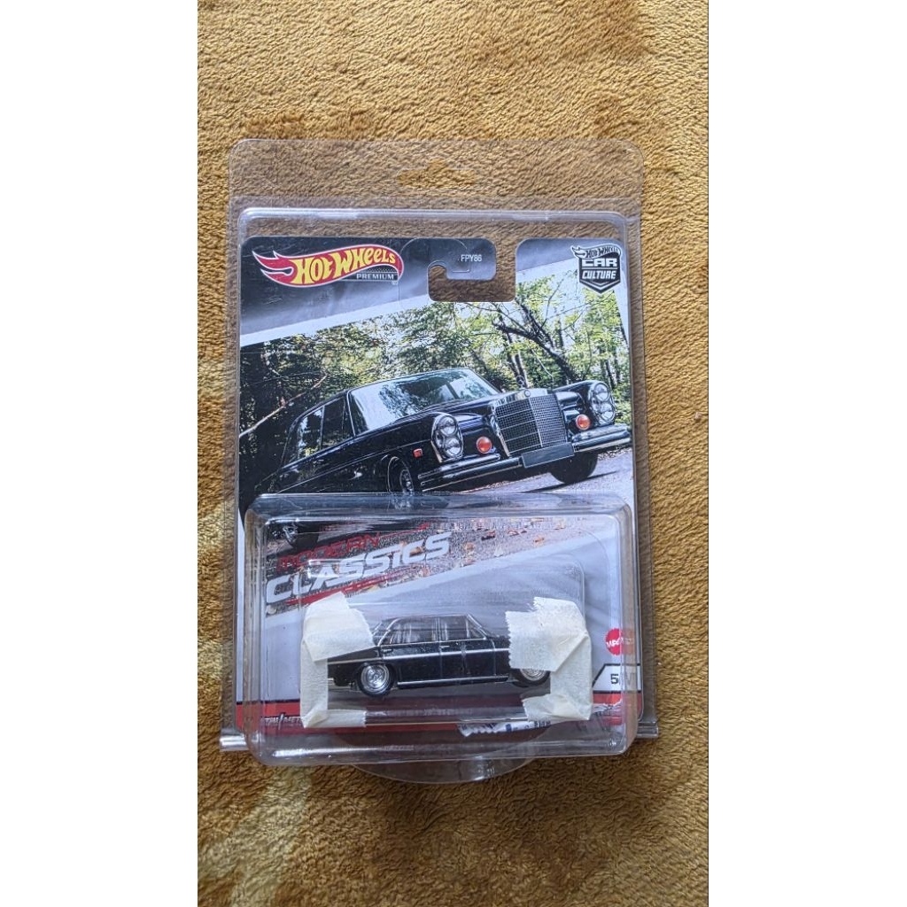 HotWheels Premium Modern Classic Mercedes 280 SEL Mulus Card Inter FREE Protektor