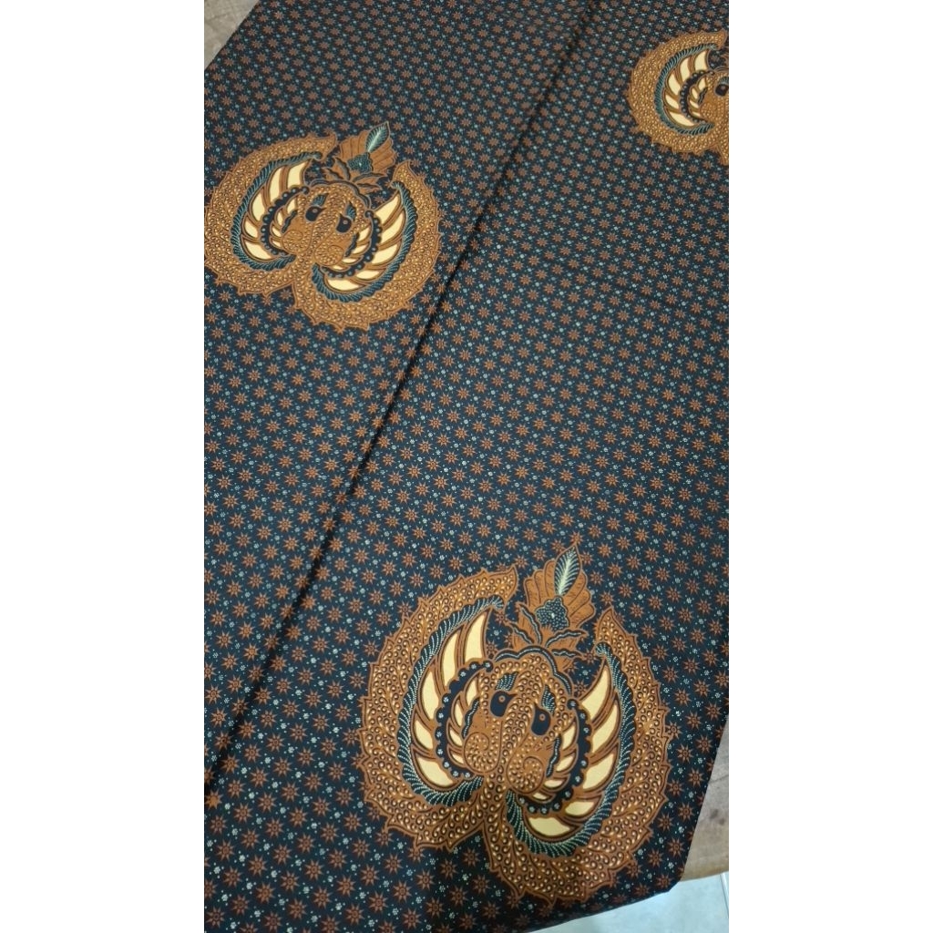 batik sogan klasik motif truntum garuda / jarik sogan klasik solo