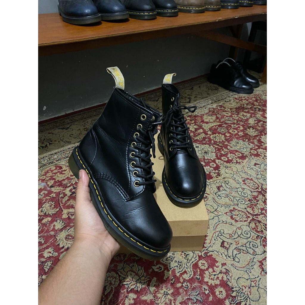 Dr martens 1460 vegan black