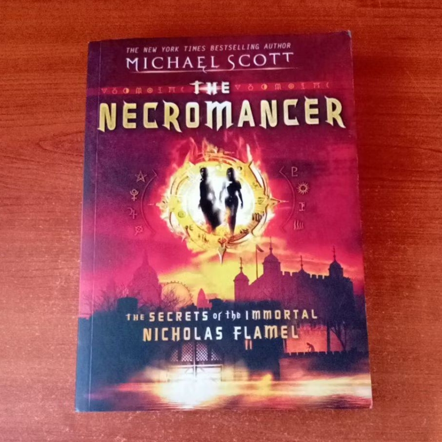 NOVEL THE NECROMANCER THE SECRETS OF THE IMMORTAL NICHOLAS FLAMEL by MICHAEL SCOTT