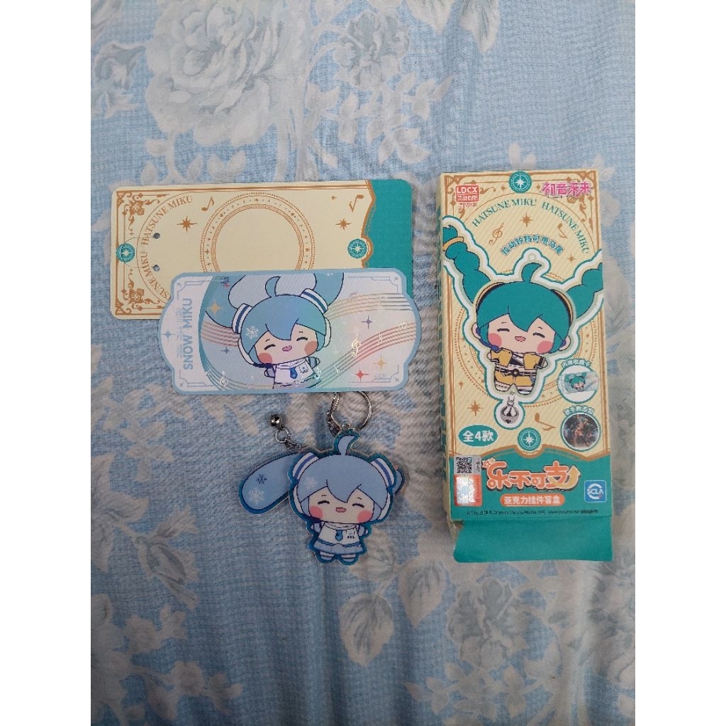 [OFFICIAL] PRELOVED Hatsune Miku MINISO keychain Snow Miku
