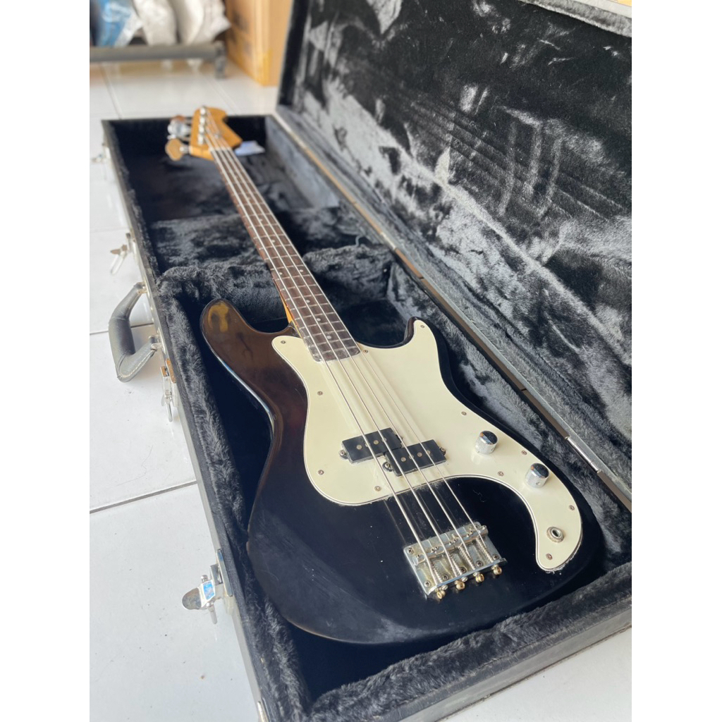 bass Rockwell original second Free Hardcase