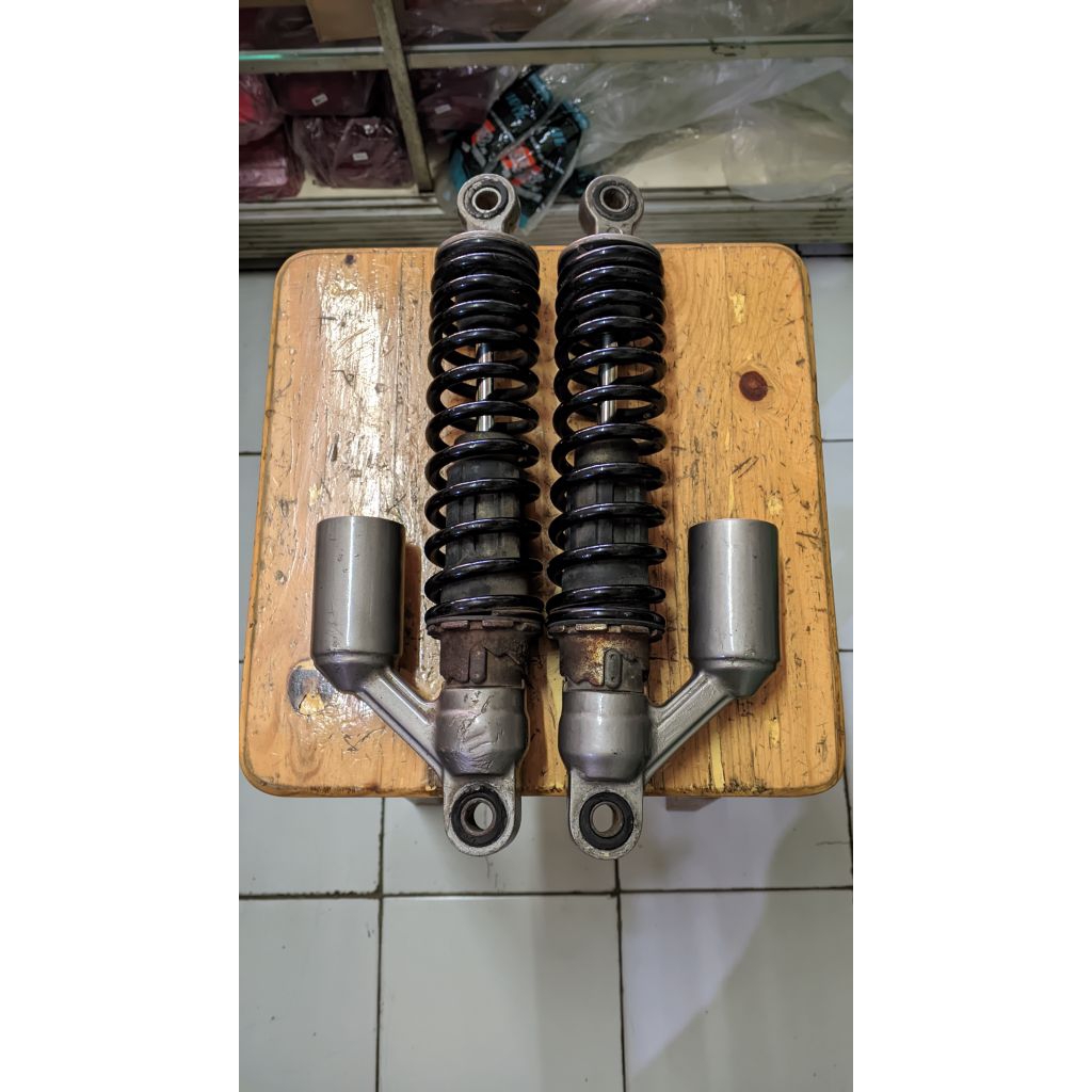 sok sock belakang honda tiger revo original copotan