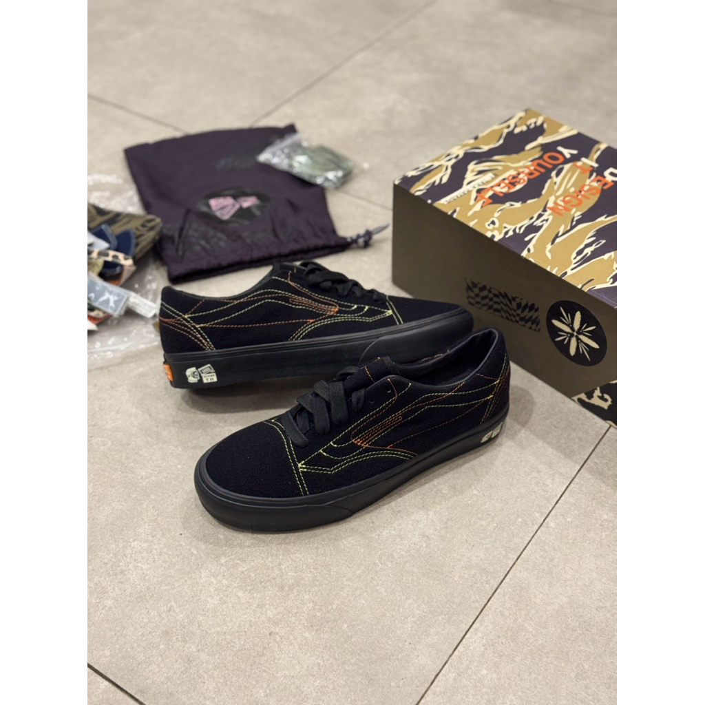 VANS OLD SKOOL X TAKAHAYASHI DIY LO VLT LX BLACK