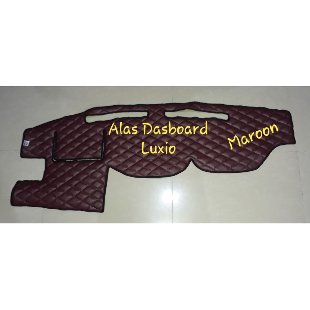 Alas Dashboard Mobil LUXIO