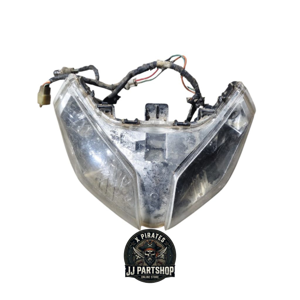 Lampu depan , reflektor depan vario 110 techno karbu set kabel (NON ORI)