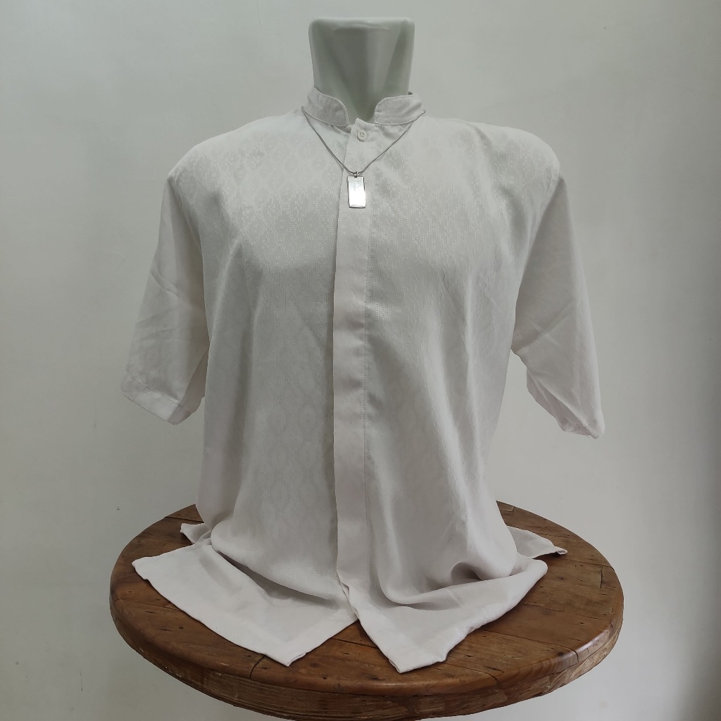 Kemeja Koko Erigo Putih Motif Jacquard Size XL - Bersih & Terawat (RHMTA013)