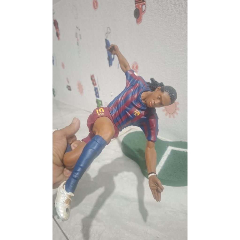 figure ronaldinho original