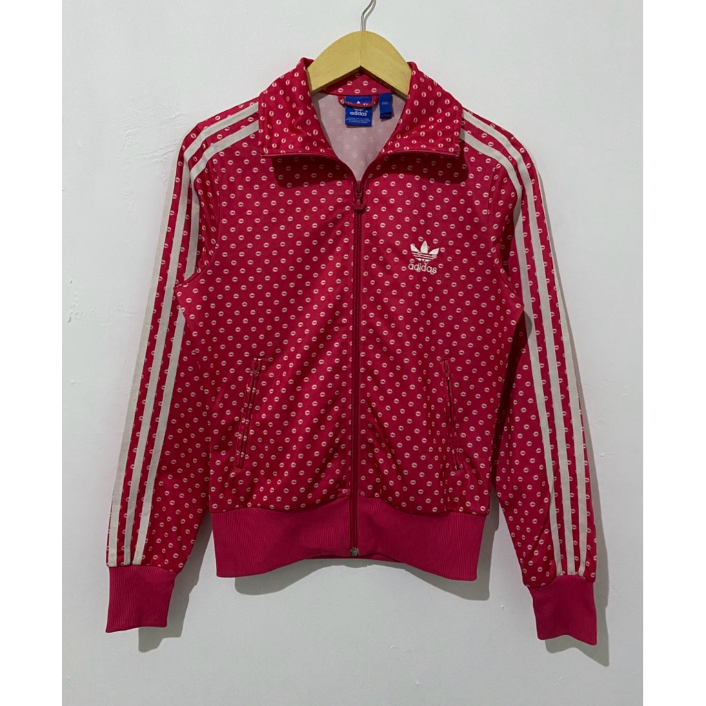 Tracktop Adidas Firebird TT big logo rare item casual style outfit mewah