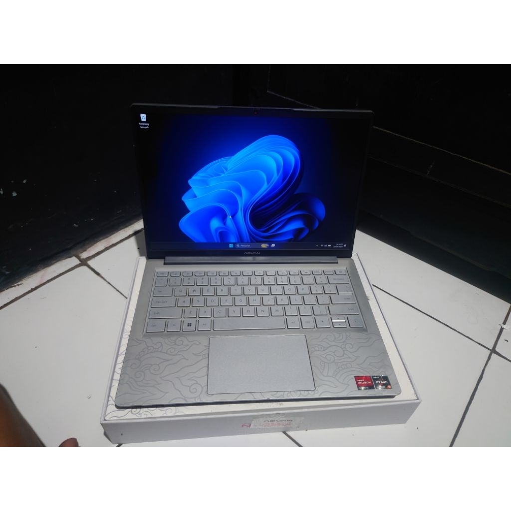Laptop ADVAN Workplus Heritage AMD RYZEN 5 7535 HS, 16 GB, 512 GB, WIN 11, SECOND