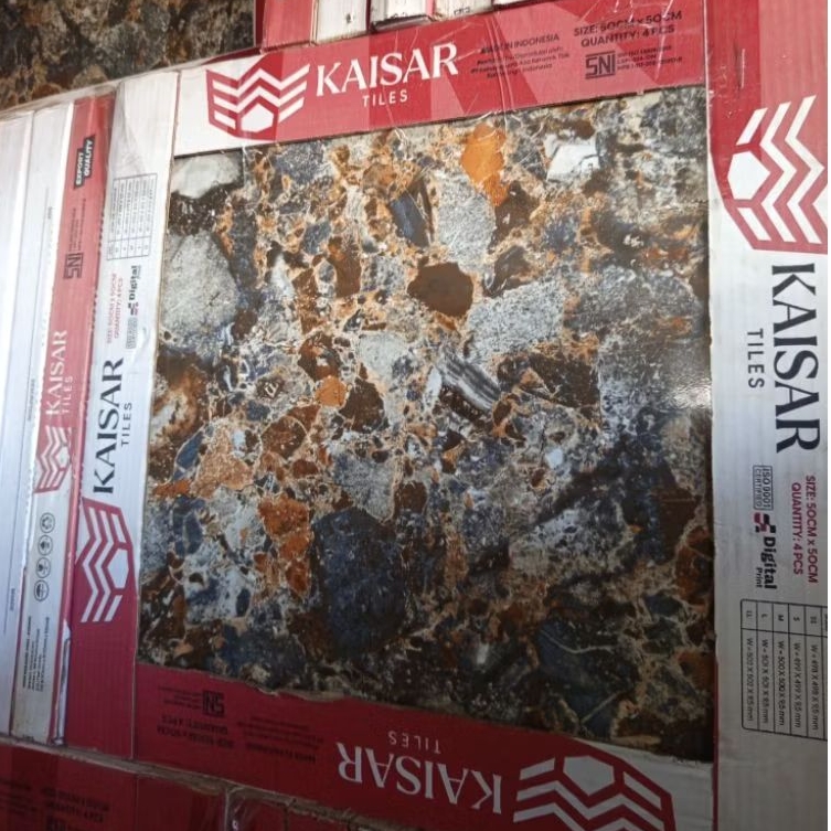 keramik lantai 50x50 motip marmer kaisar