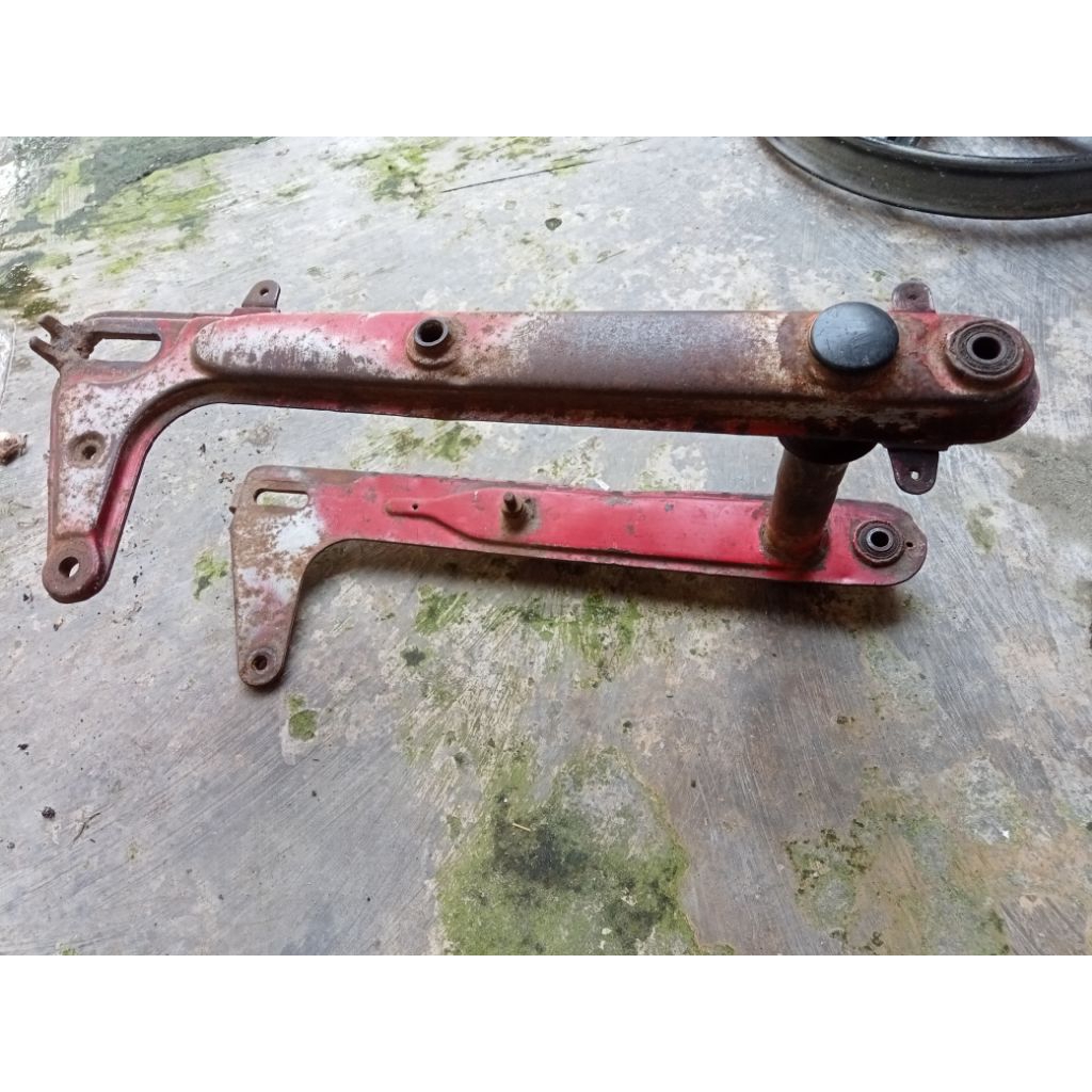 Swing arm Yamaha v75 v80 original