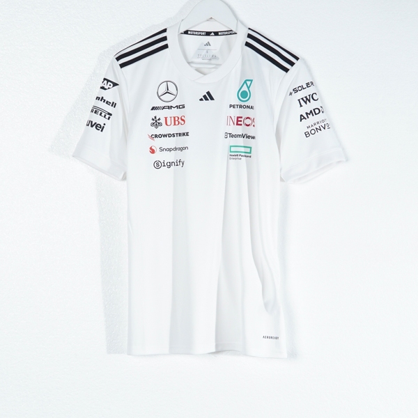 Kaos F1 PETRONAS MERCEDES AMG WHITE TSHIRT 100% ORIGINAL