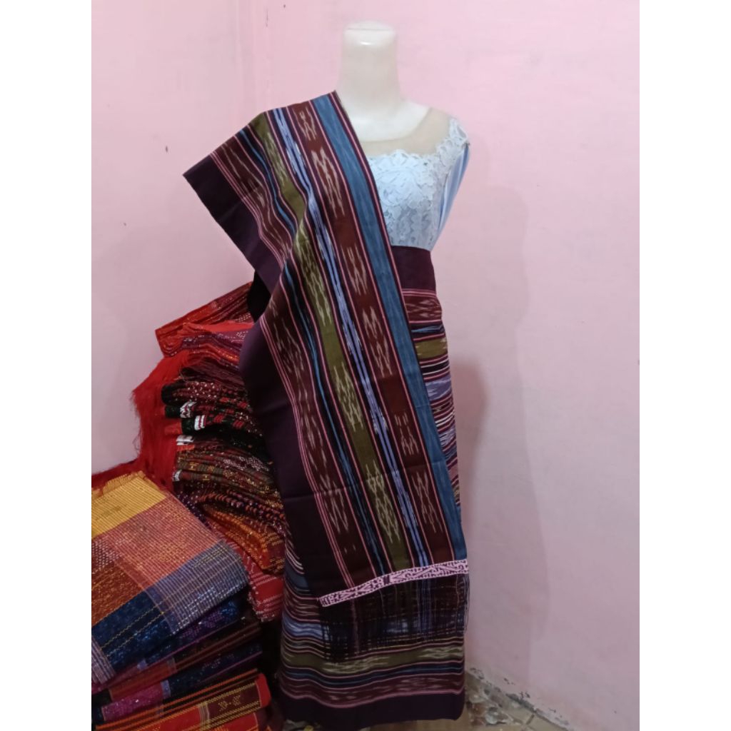 SONGKET HARUNGGUAN MUARA PEWARNA ALAMI MANDAR MARON