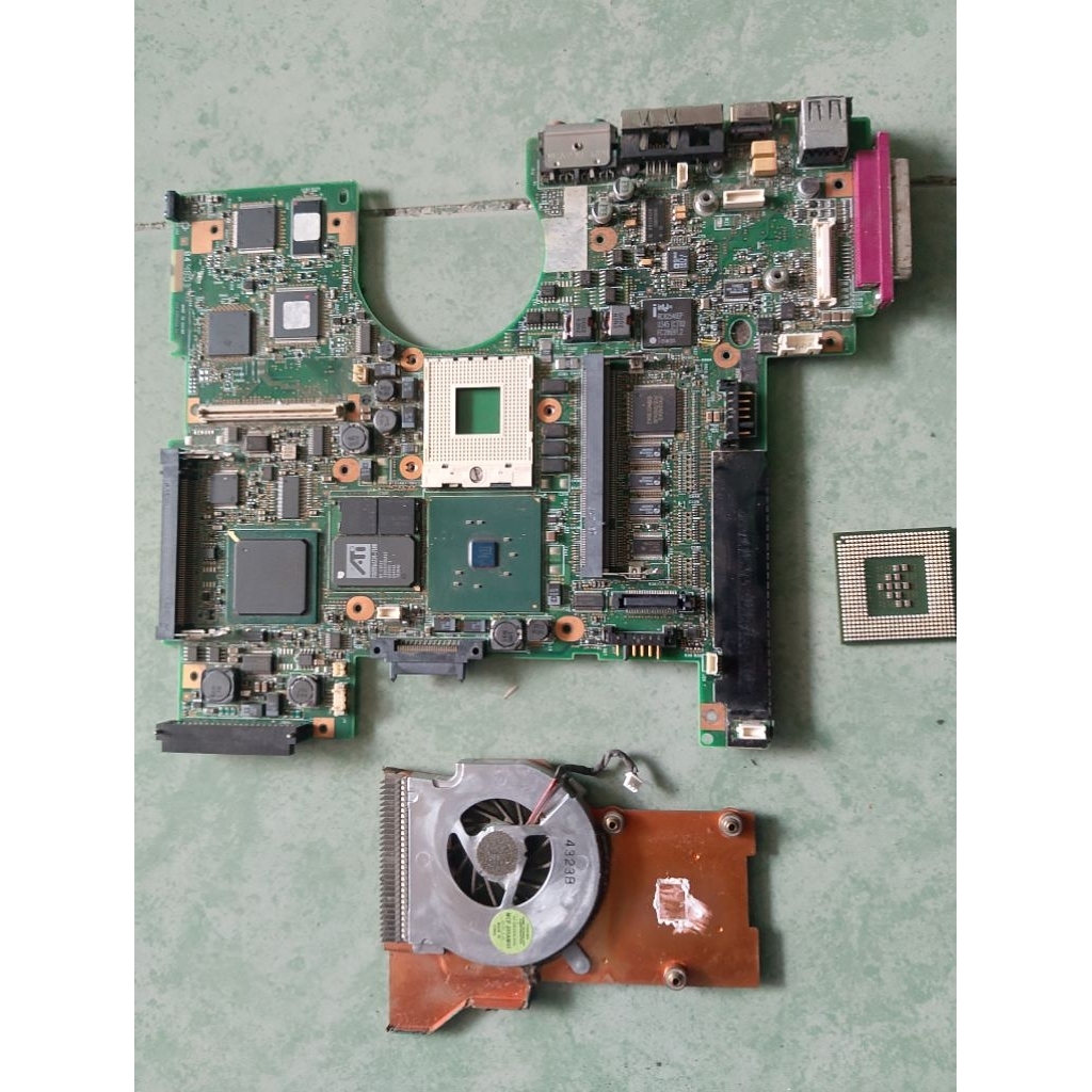 mobo laptop jadul