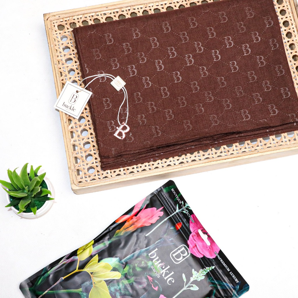 JILBAB MONOGRAM PARIS VOILE EMBOSSED SQUARE/JILBAB EMBOS PARIS VOILE ELEGAN LASERCUT