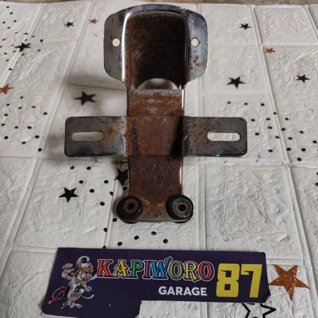 dudukan stoplamp Suzuki fr 80 fr 70 ori