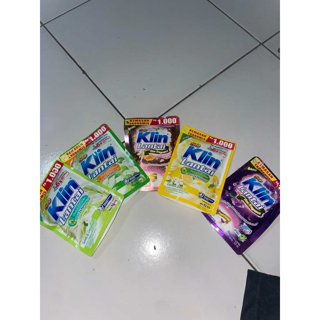 soklin lantai sachet