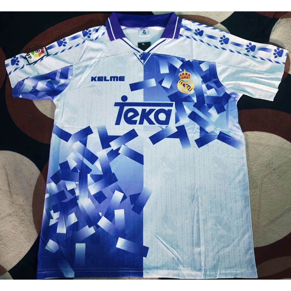 Jersey Sepak Bola Real Madrid 3rd Retro 1996/1997