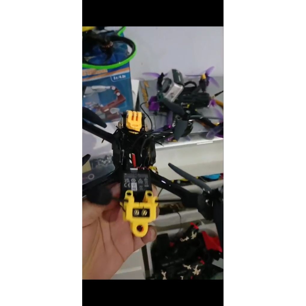 Rakitan drone fpv speedybee mario 5 xh/dc dji