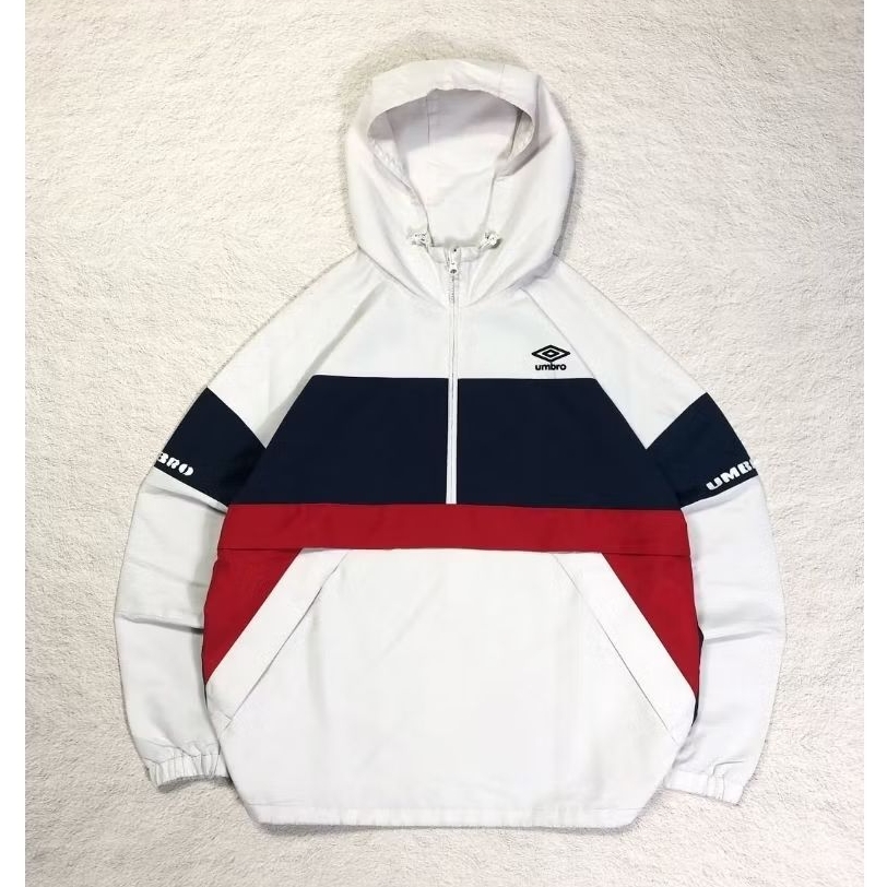 Umbro Logo Tritone Halfzip Jacket