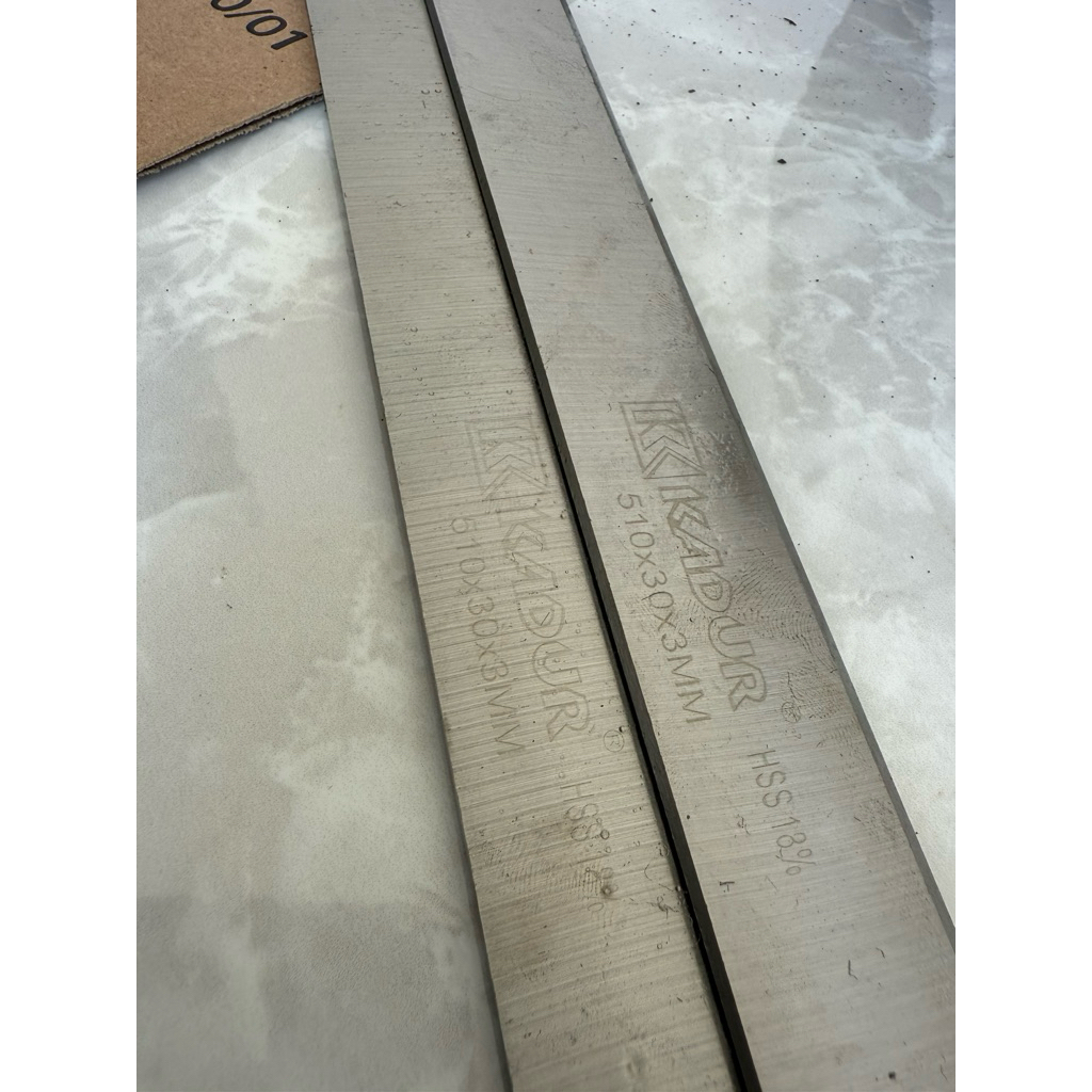Pisau serut kayu planer Baja HSS 18% Merek KADUR