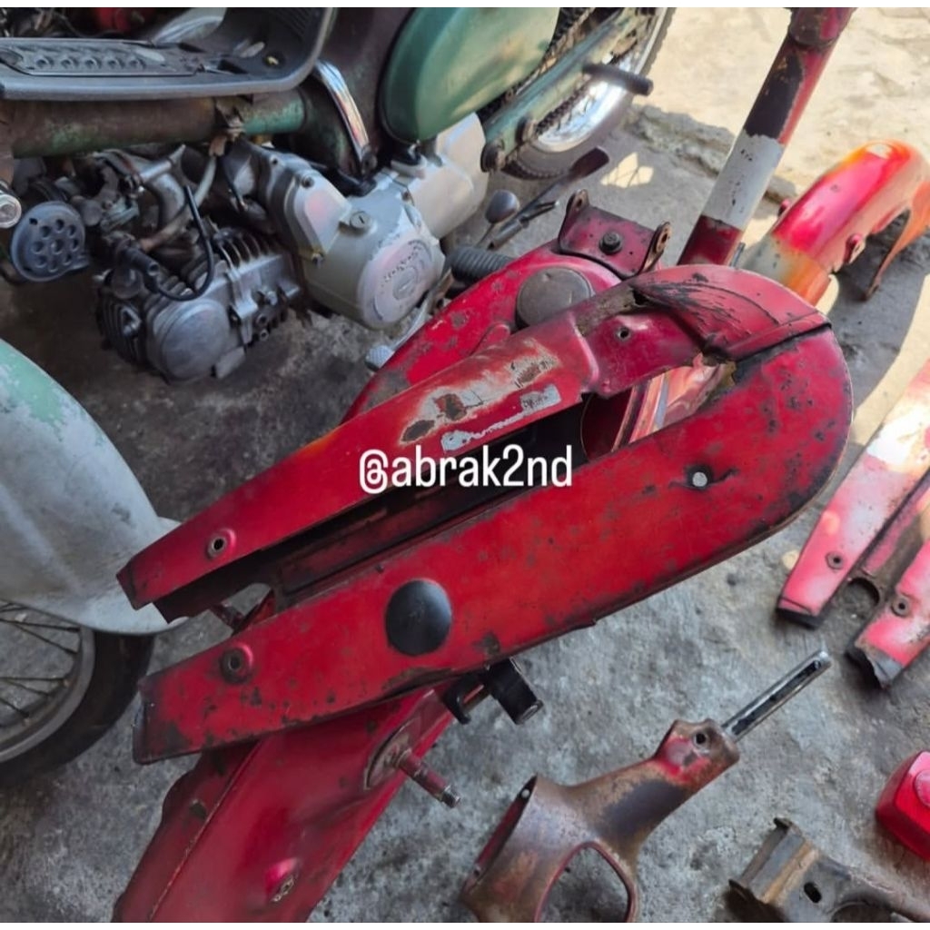 tutup rantai c70 original mk3