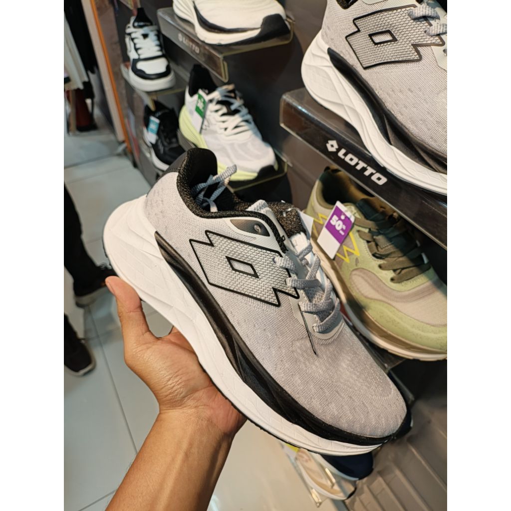 SEPATU LOTTO GENE MEN'S RUNNING SHOES/FINN MEN'S RUNNING SHOES/FLYNN MEN'S RUNNING SHOES/FERN MEN'S 