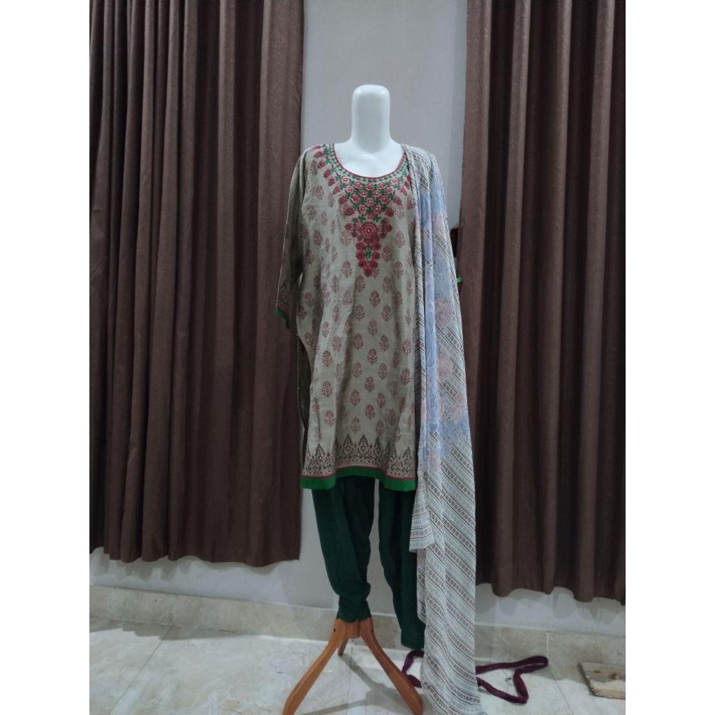 Kurti set celana + slendang PL
