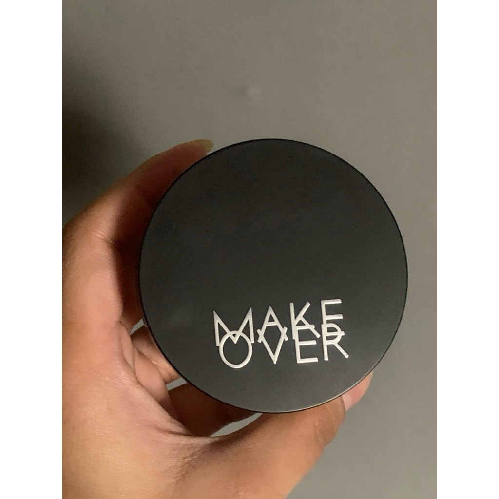 MAKEOVER SILKY SMOOTH TRANSLUCENT POWDER BUTTERMILK PRELOVED
