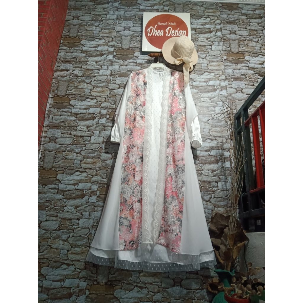 Dress brukat prada kombinasi sippon.