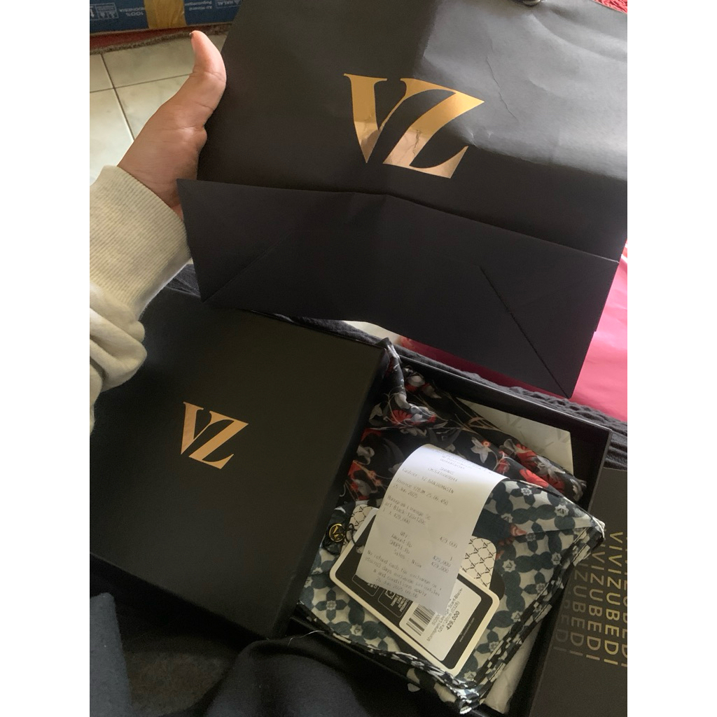 Vivi Zubedi Monogram Lineage scarf - Black
