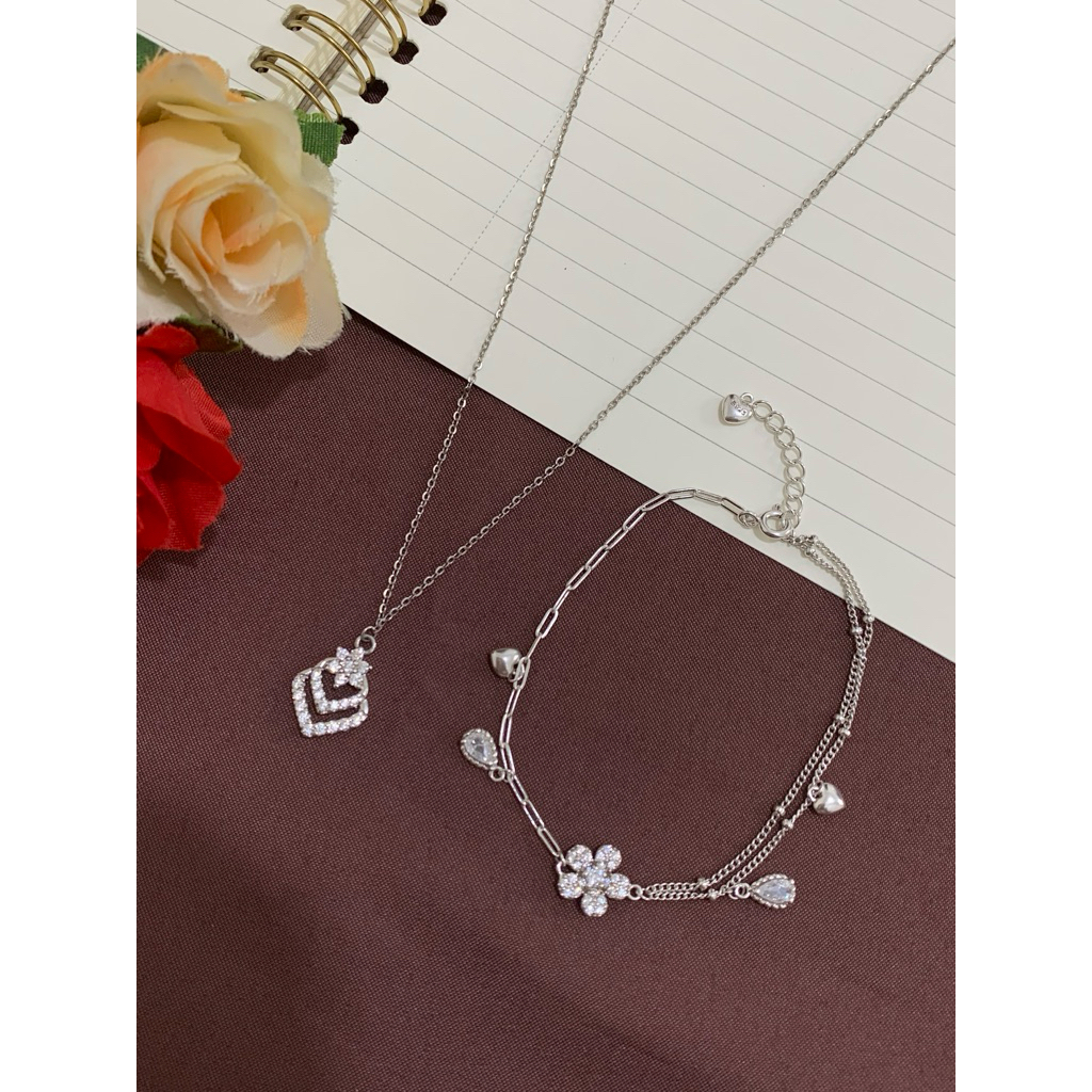 Set Lapis Emas Putih