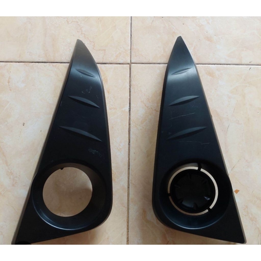 cover foglamp / ring foglamp mobil calya/ Sigra / tahun 2019-2020 / original