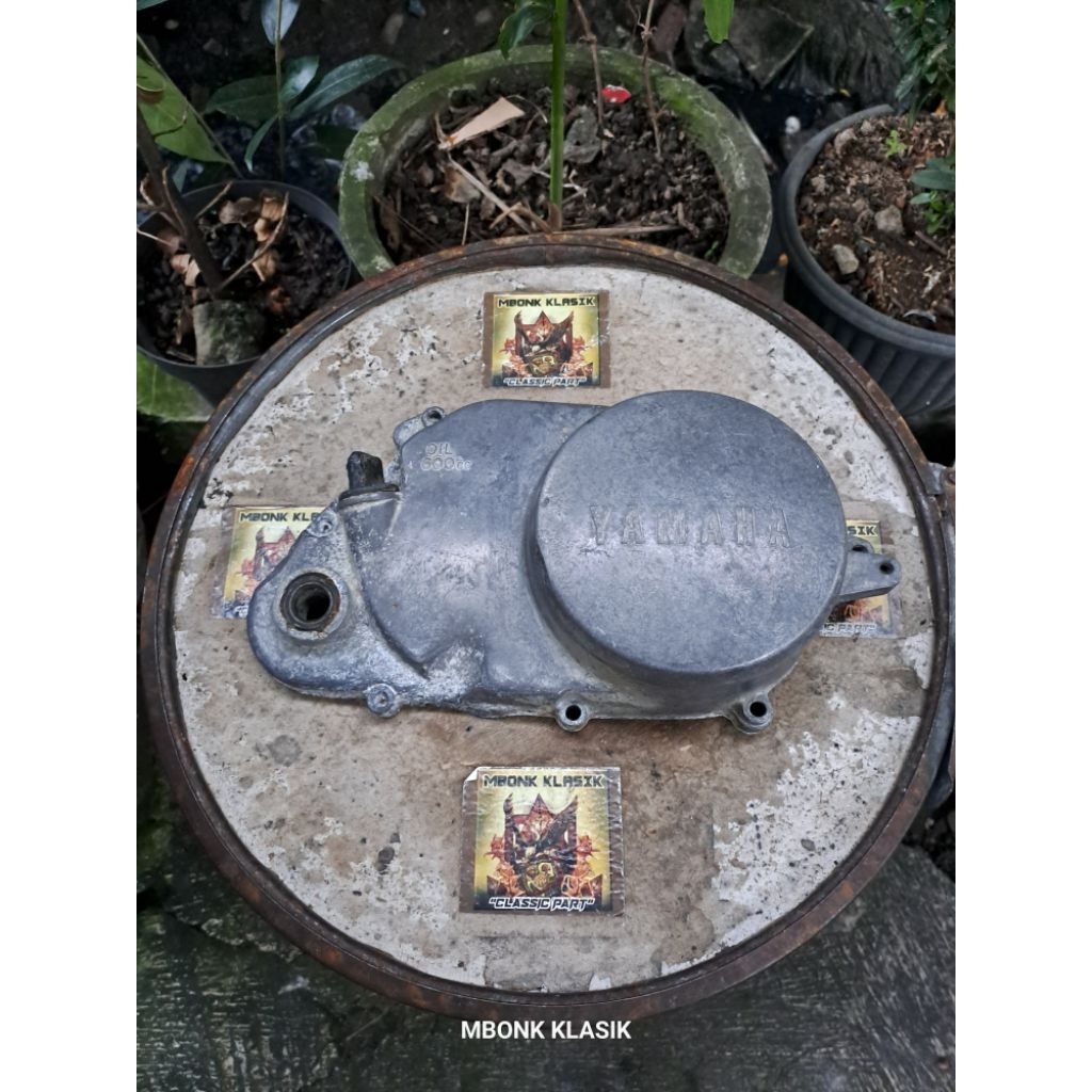 tutup bak kopling yamaha v50 v70 v75 ORIGINAL tutup kopling yamaha v50 v70 v75 kalter kanan yamaha v